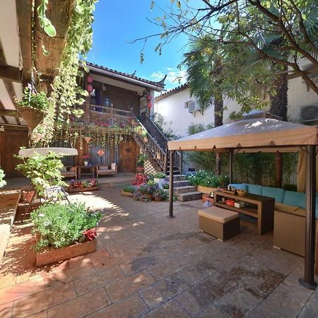 Lewo Guest House Lijiang  Exterior foto